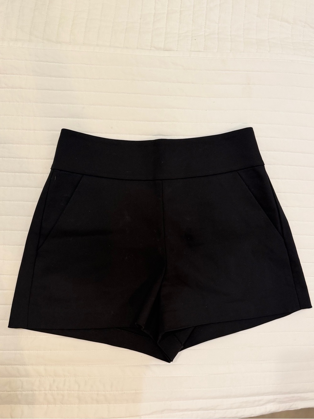 NWOT: Alice + Olivia Black High-Waist Shorts
